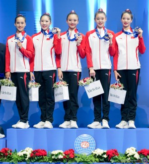 podium group sfe03260 copia simone ferraro ph